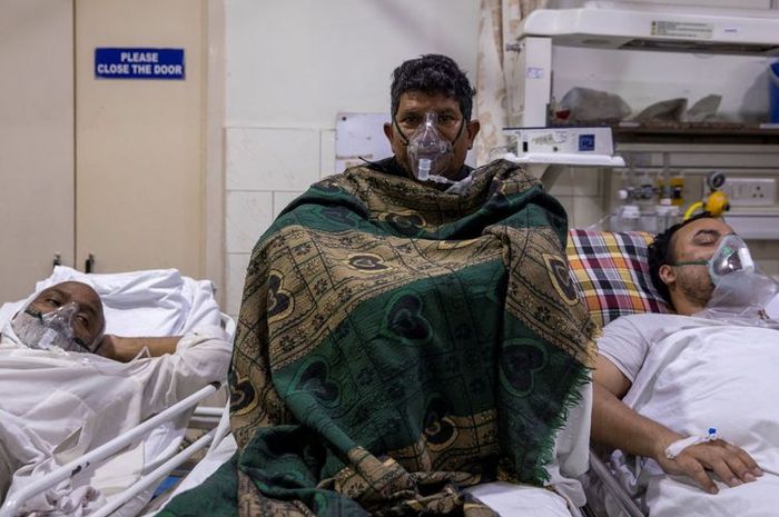 Penyakit <a href='https://manado.tribunnews.com/tag/jamur-hitam' title='jamur hitam'>jamur hitam</a> yang menjangkiti pasien Covid-19 di India