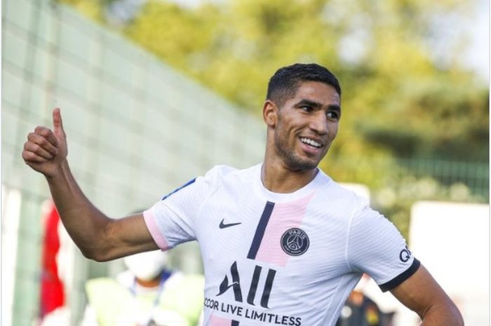 Bukan karena Zinedine Zidane, bek sayap Paris Saint-Germain, Achraf Hakimi, membeberkan dua hal yang membuatnya meninggalkan Real Madrid.