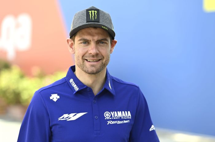Pembalap penguji Yamaha, Cal Crutchlow, akan menggantikan pembalap Petronas Yamaha SRT, Franco Morbidelli, pada tiga seri balap MotoGP 2021 yaitu GP Styria, GP Austria, dan GP Inggris.