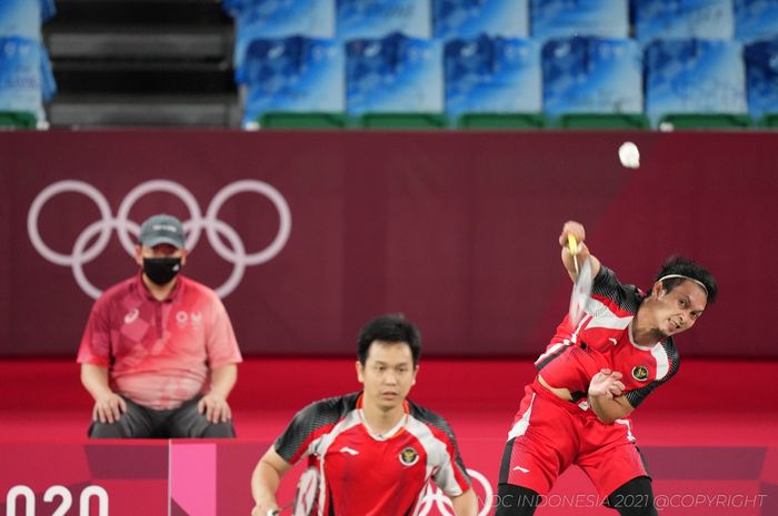 Pasangan ganda putra Indonesia, Mohammad Ahsan/Hendra Setiawan, pada perebutan medali perunggu Olimpiade Tokyo 2020 di Musashino Forest Plaza, Sabtu (31/7/2021).