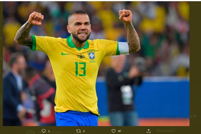 Dani Alves masih membela timnas Brasil di Olimpiade Tokyo 2020.