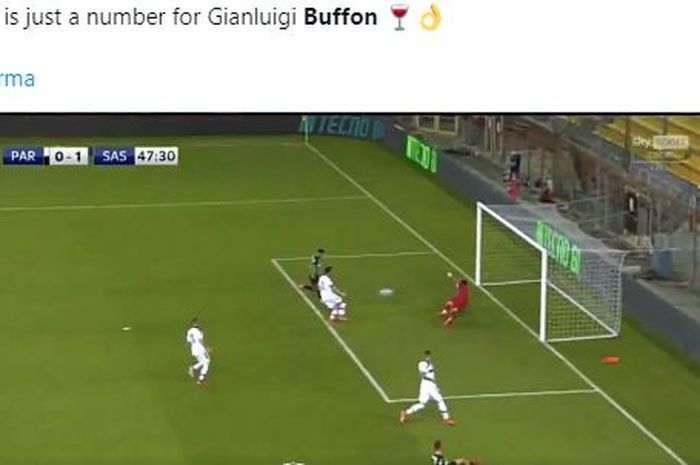 Kiper legendaris Italia, Gianluigi Buffon, melakukan penyelamatan luar biasa untuk Parma dalam usia 43 tahun.