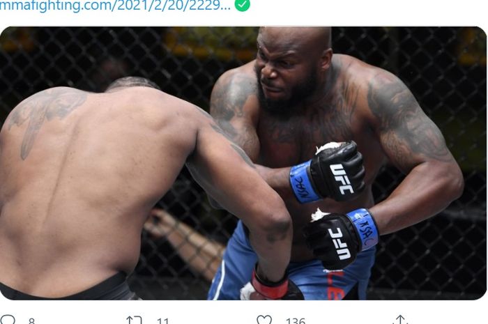 Jagoan kelas berat yang terkenal dengan pukulan KO-nya, Derrick Lewis.