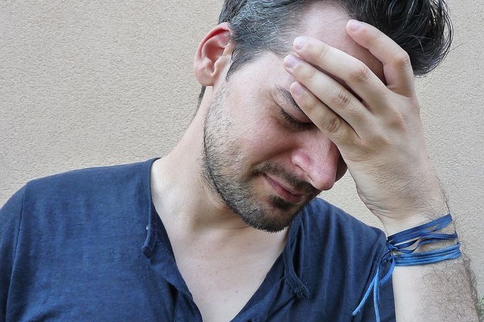 Bukan Hanya Kaki dan Tangan Kesemutan Juga Bisa Menyerang Kepala