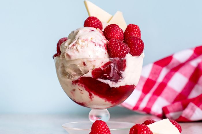 Langkah Mudah Membuat Es Krim Stroberi Yoghurt, Cuma Pakai 5 Bahan Bobo