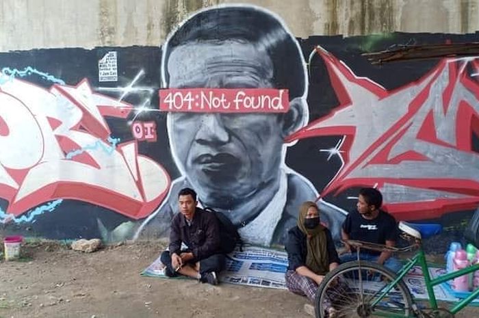 Foto Mural Jokowi 404 Not Found Viral Karena Dihapus ...