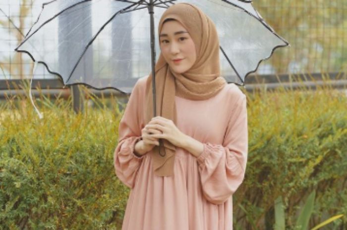 Pantas Tetap Tegar Meski sang Mantan Suami Langsung Boyong Henny Rahman