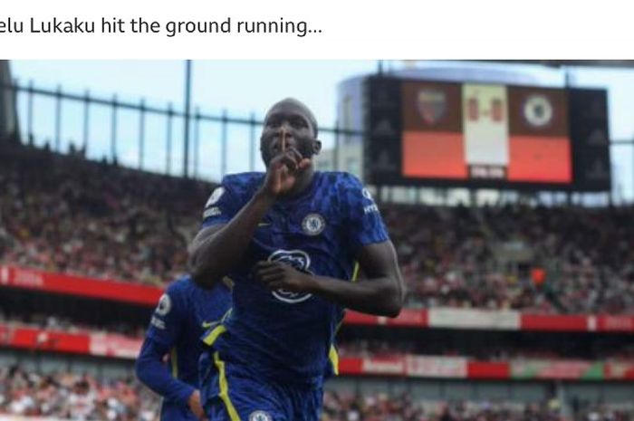 Penyerang Chelsea, Romelu Lukaku, mencetak gol ke gawang Arsenal pada pertandingan pekan kedua Liga Inggris di Stadion Emirates, London, Inggris, Minggu (22/8/2021)