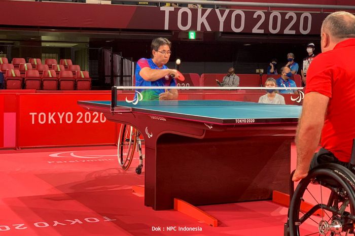 Atlet para tenis meja Indonesia, David Jacobs saat tampil pada ajang Paralimpiade Tokyo 2020, Kamis (26/8/2021)
