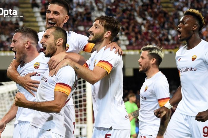 AS Roma meraih kemenangan telak 4-0 atas tim promosi Salernitana pada laga pekan kedua Liga Italia 2021-2022.