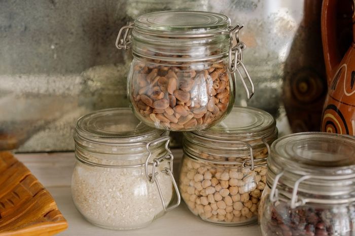 Stoples Kaca Beraroma Tak Sedap? Gunakan 3 Bahan Ini untuk