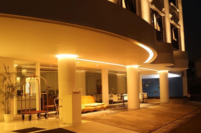 Abg di hotel