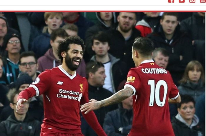 Mohamed Salah (kiri) dan Philippe Coutinho (kanan) ketika sama-sama membela Liverpool pada musim 2017-2018.