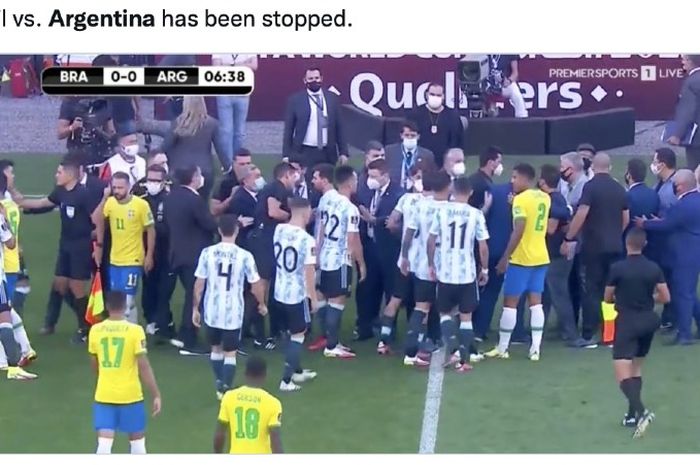 Pertandingan Brasil vs Argentina pada kualifikasi Piala Dunia 2022 berhenti pada Minggu (5/9/2021) waktu setempat.