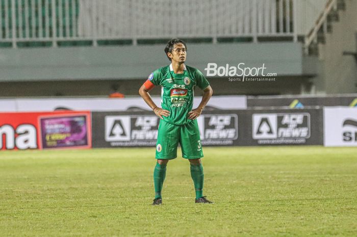 Bek sayap kanan PSS Sleman, Bagus Nirwanto, sedang bertanding dalam laga pekan pertama Liga 1 2021 di Stadion Pakansari, Bogor, Jawa Barat, 5 September 2021.