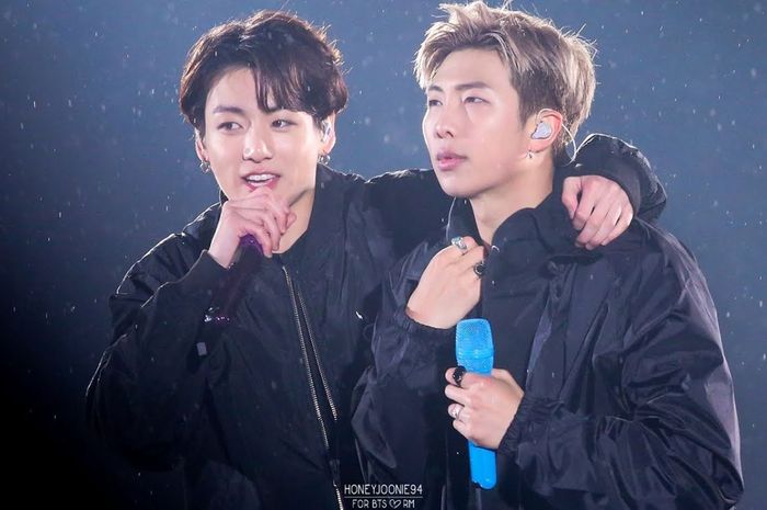 Jungkook BTS Buktikan Pemilik Tahta Tertinggi Fanboy RM, Moment Ini