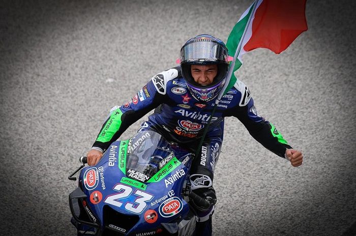 Pembalap Esponsorama Racing, Enea Bastianini kala menyabet podium di MotoGP San Marino 2021.