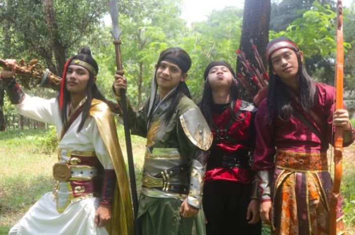 Bikin Heboh Sampai Para Artis Dan Kru Melerai Pemain Angling Dharma Ini Terlibat Perkelahian Saat Sedang Syuting Diduga Karena Masalah Ini Semua Halaman Nakita