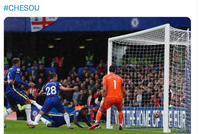 Tandukan Trevoh Chalobah membawa Chelsea unggul atas Southampton pada laga babak 1 Liga Inggris di Stamford Bridge, London, Inggris, Sabtu (2/10/2021)