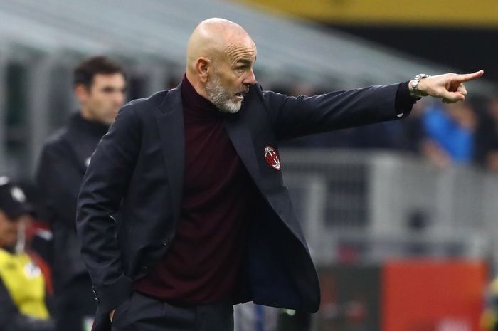 Pelatih AC Milan, Stefano Pioli, tak mau menganggap I Rossoneri bernasib buruk meski diterjang badai cedera. 