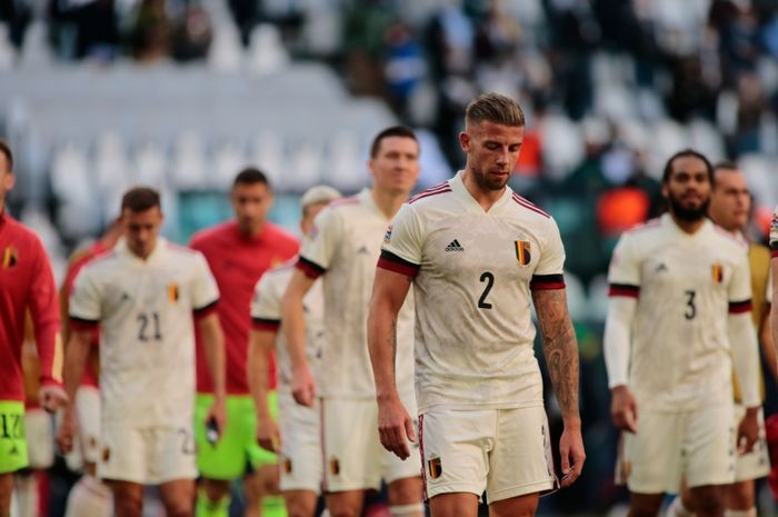 Para pemain Belgia tertunduk lesu usai takluk 1-2 dari Italia pada perebutan tempat ketiga UEFA Nations League.