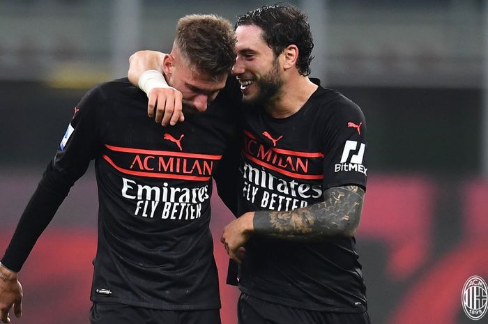 Momen Samu Castillejo menangis usai mencetak gol bagi AC Milan.
