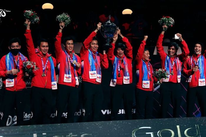 Ceremony penyerahan gelar juara Piala Thomas 2021 kepada indonesia setelah mengalahkan China pada partai final dengan skor 3-0 yang berlangsung di Ceres Arena, Aarhus, Denmark, Minggu (17/10/2021)