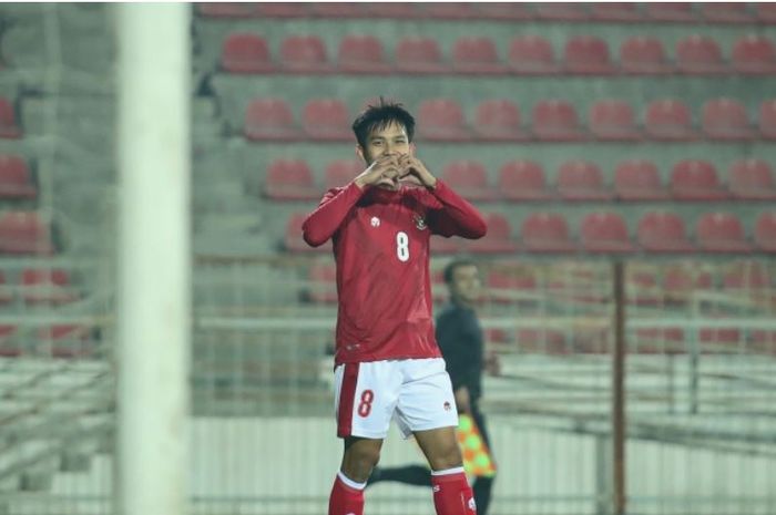 Pemain Timnas U-23 Indonesia, Witan Sulaeman, saat merayakan golnya ke gawang Nepal di laga uji coba.