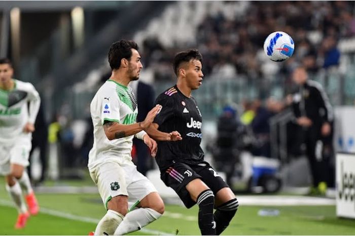 Wonderkid Juventus, Kaio Jorge, dalam laga melawan Sassuolo di Liga Italia, Rabu (27/10/2021) di Juventus Stadium.