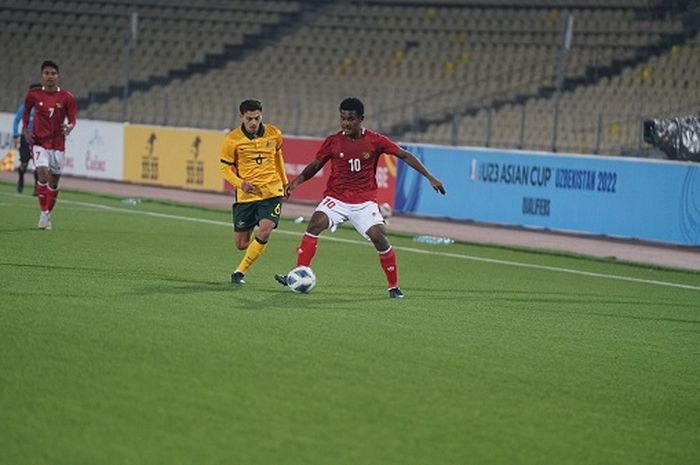Pemain timnas U-23 Indonesia, Ramai Rumakiek, dalam leg kedua Kualifikasi Piala Asia U-23 2022, Jumat (29/10/2021).