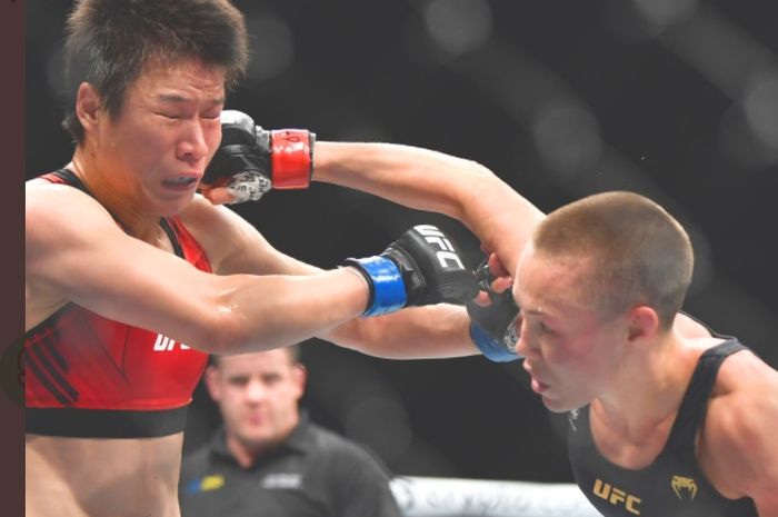 Duel Rose Namajunas vs Zhang Weili di UFC 268, Minggu (7/11/2021) WIB di Madison Square Garden, New York.