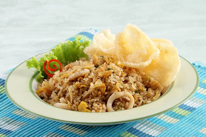 Ilustrasi nasi goreng cumi