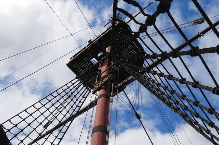 6 Faktor Penyebab VOC Bangkrut yang Sempat Berjaya di Masanya - Kids