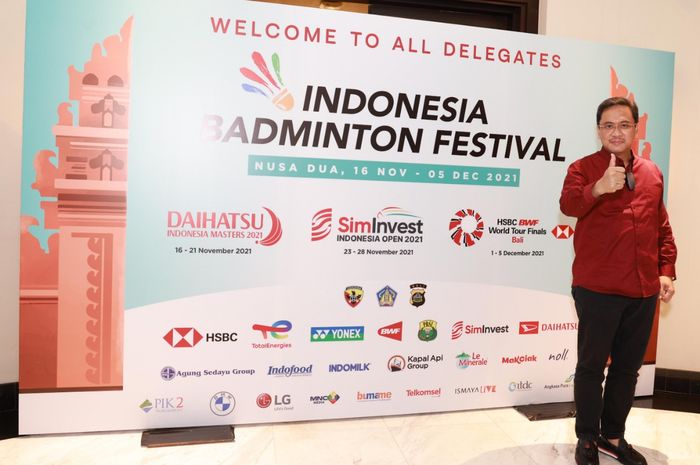 Ketua Umum PP PBSI,  Agung Firman Sampurna, saat meninjau persiapan  turnamen bertajuk Indonesian Badminton Festival 2021 di Bali International Convention Centre &amp; Westin Resort, Nusa Dua, Badung, Bali, Kamis (11/11/2021).