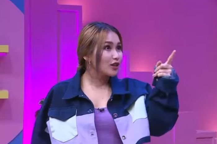 Perbincangan Ayu Ting Ting yang memuji perubahan fisik Ivan Gunawan