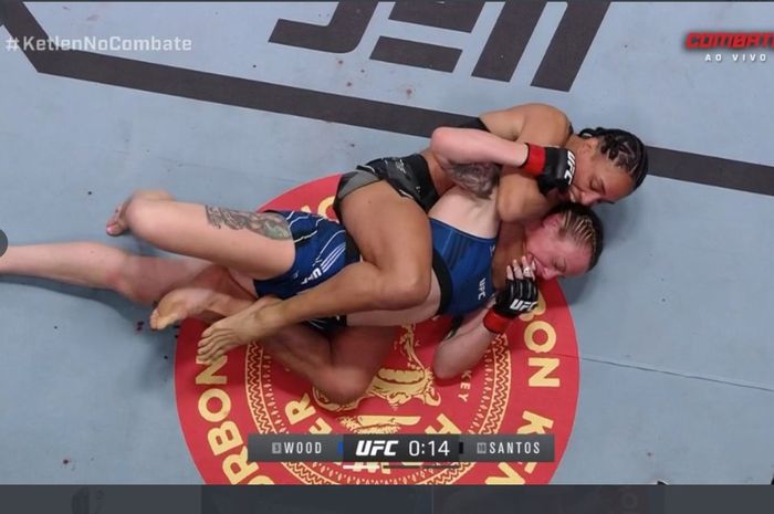 Taila Santos mengalahkan Joanne Calderwood di UFC Vegas 43, Minggu (21/11/2021) WIB.