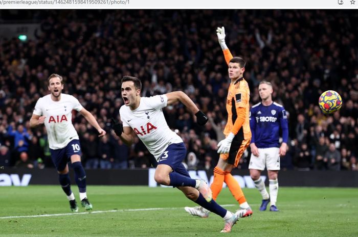 Pelatih Tottenham Hotspur, Antonio Conte, mengaku akan menempatkan keberhasilan finis di empat besar klasemen seperti meraih titel juara Liga Inggris.