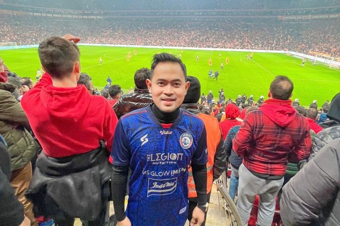 Presiden Arema FC, Gilang Widya Pramana, di Turki