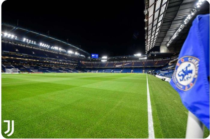 Suasana Stadion Stamford Bridge sebelum laga Chelsea vs Juventus pada matchday 5 Liga Champions, Selasa (23/11/2021).