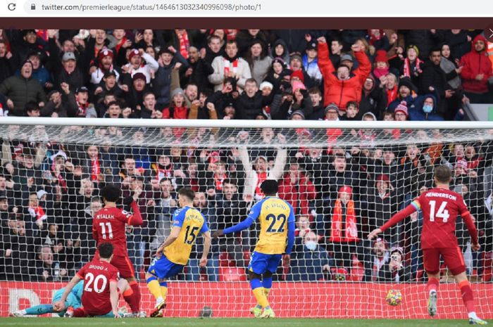 Liverpool mencukur Southampton pada paruh pertama, salah satunya berkat gol yang dicetak saat laga baru berjalan 97 detik. 