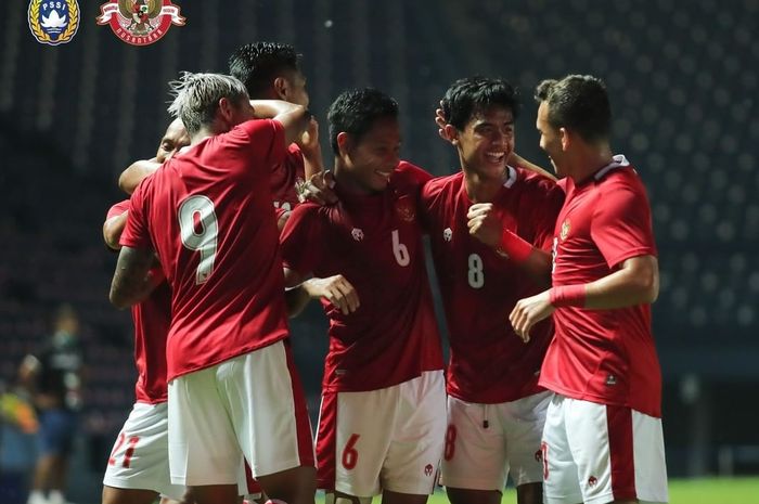 Daftar skuad timnas Indonesia yang diperkuat 30 pemain di ajang Piala AFF 2020.