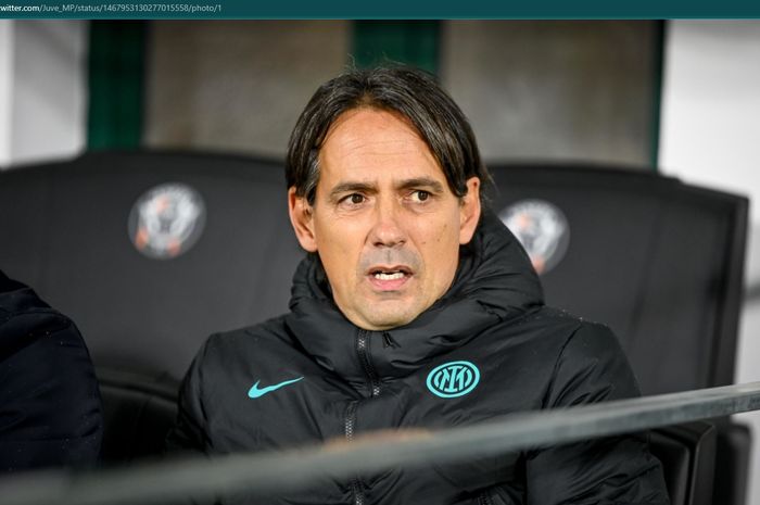 Pelatih Inter Milan, Simone Inzaghi, membuktikan kualitasnya di tengah sasaran kritik dengan membawa Inter Milan ke perempat final Liga Champions 2022-2023.