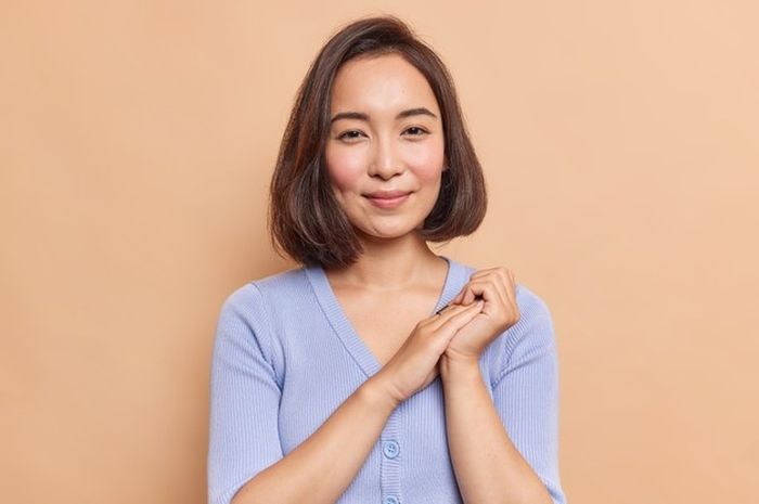 Perawatan rambut tebal dengan bahan alami
