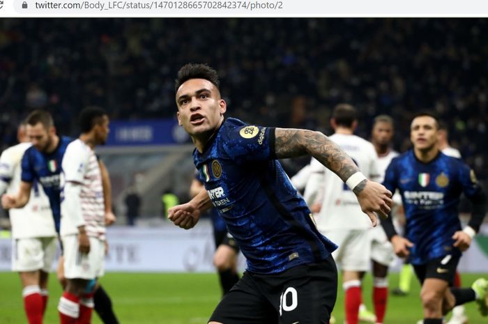  Bintang Inter Milan, Lautaro Martinez, tak sabar 'menyakiti' Juergen Klopp, pelatih Liverpool yang menyebutnya striker paling menarik di dunia. 