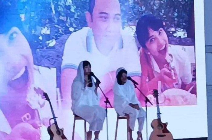 Penampilan Mayang Dan Chika Bak Artis Debut Di Pengajian 40 Hari 