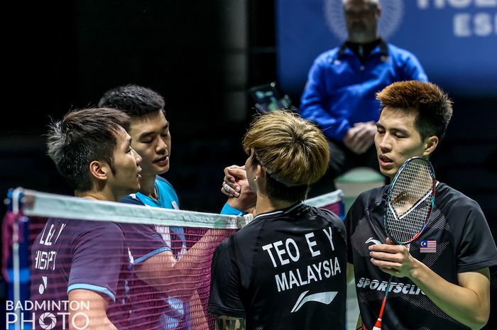 Ganda putra Malaysia, Ong Yew Sin/Teo Ee Yi usai merampungkan laga perempat final Kejuaraan Dunia 2021 melawan Lee Yang/Wang Chi-Lin, Jumat (17/12/2021)