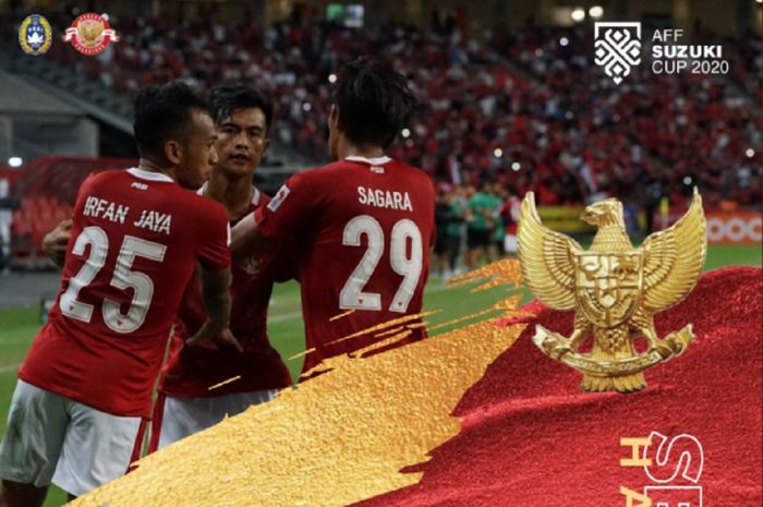 Tiga pemain Timnas Indonesia selebrasi kemenangan atas Singapura dalam semifinal leg kedua Piala AFF 2020 di Stadion Nasional, Singapura, Sabtu (25/12/2021) malam WIB.