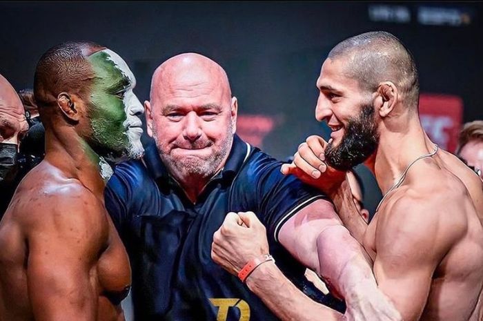 Unggahan di Instagram jagoan UFC, Khamzat Chimaev soal dirinya menantang raja kelas welter, Kamaru Usman di tahun 2022.