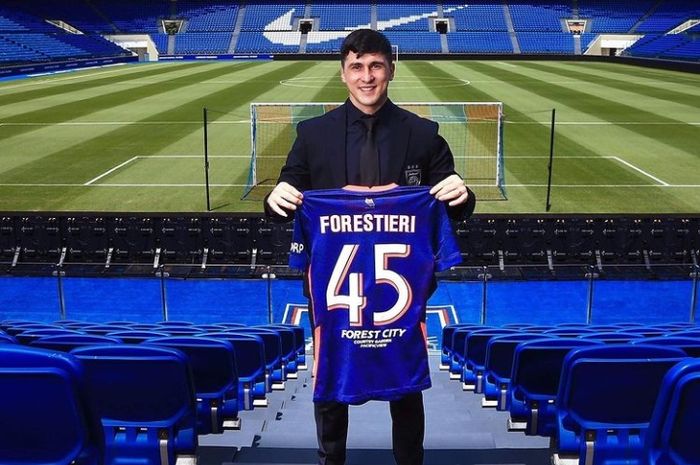 Pemain baru Johor Darul Ta'zim, Fernando Forestieri