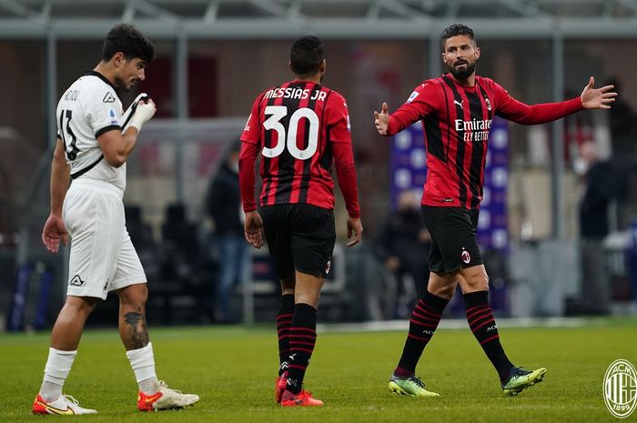 AC Milan takluk 1-2 dari Spezia pada pekan ke-22 Liga Italia 2021-2022.